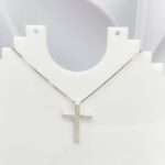 Colar Cruz Cravejado