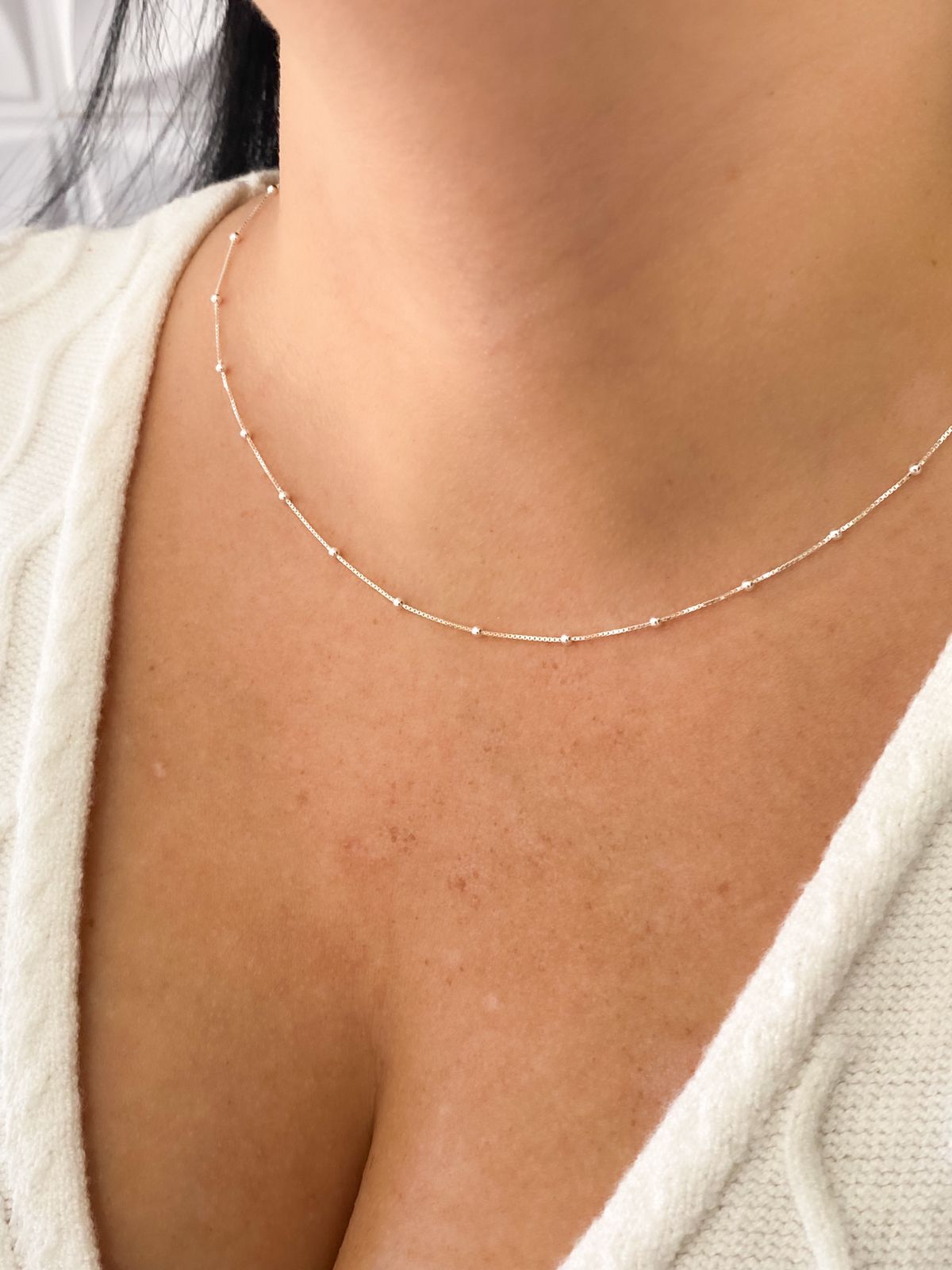 WhatsApp Image 2024-07-22 at 14.05.11 (1) Colar Bolinhas - Imagem 3