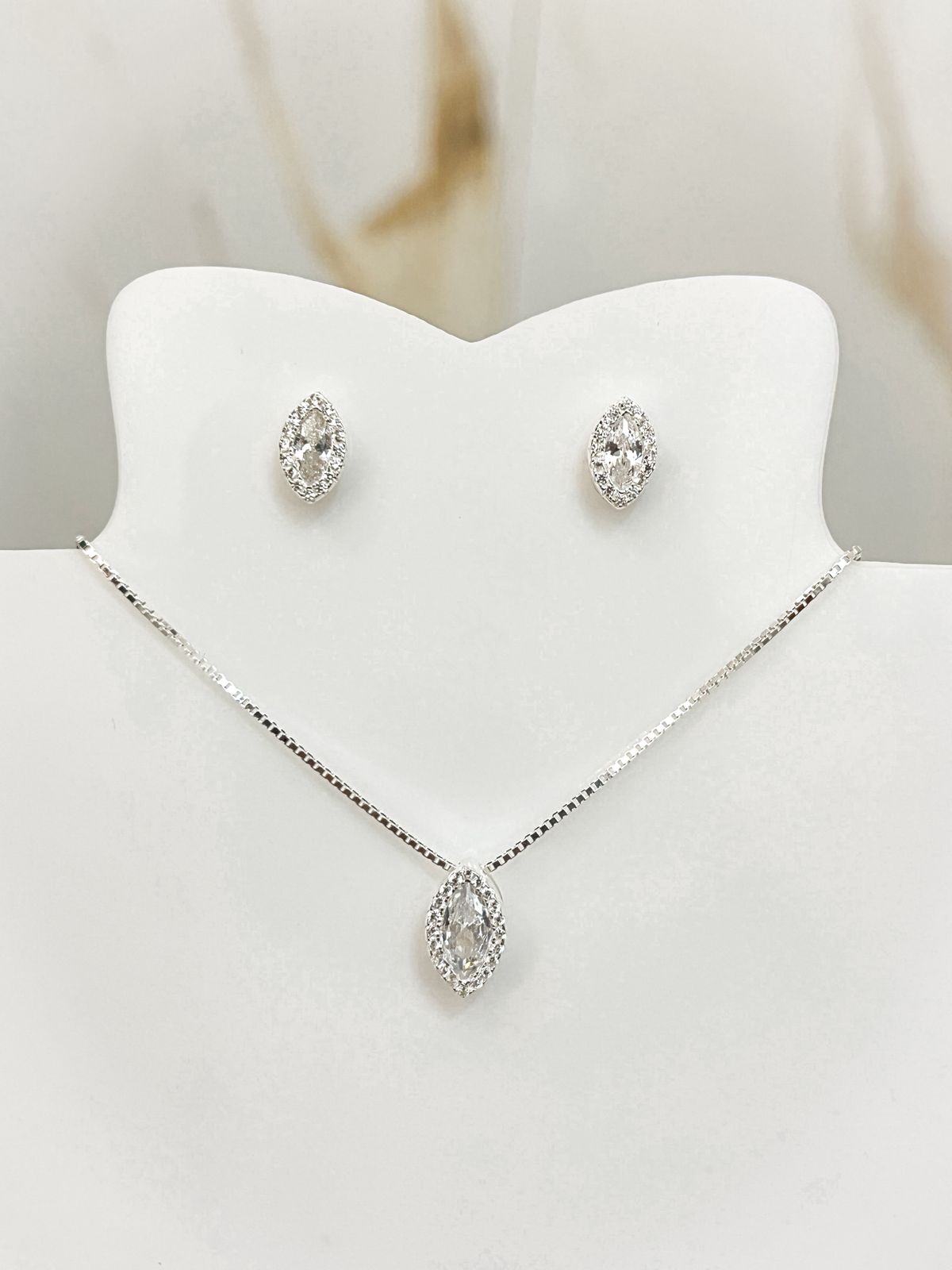 WhatsApp Image 2025-10-17 at 09.06.08 (3) Conj. Navete - Imagem 1