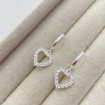 Brinco Argola Pingente Coração Cravejado