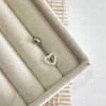 Piercing Umbigo Coração Contorno