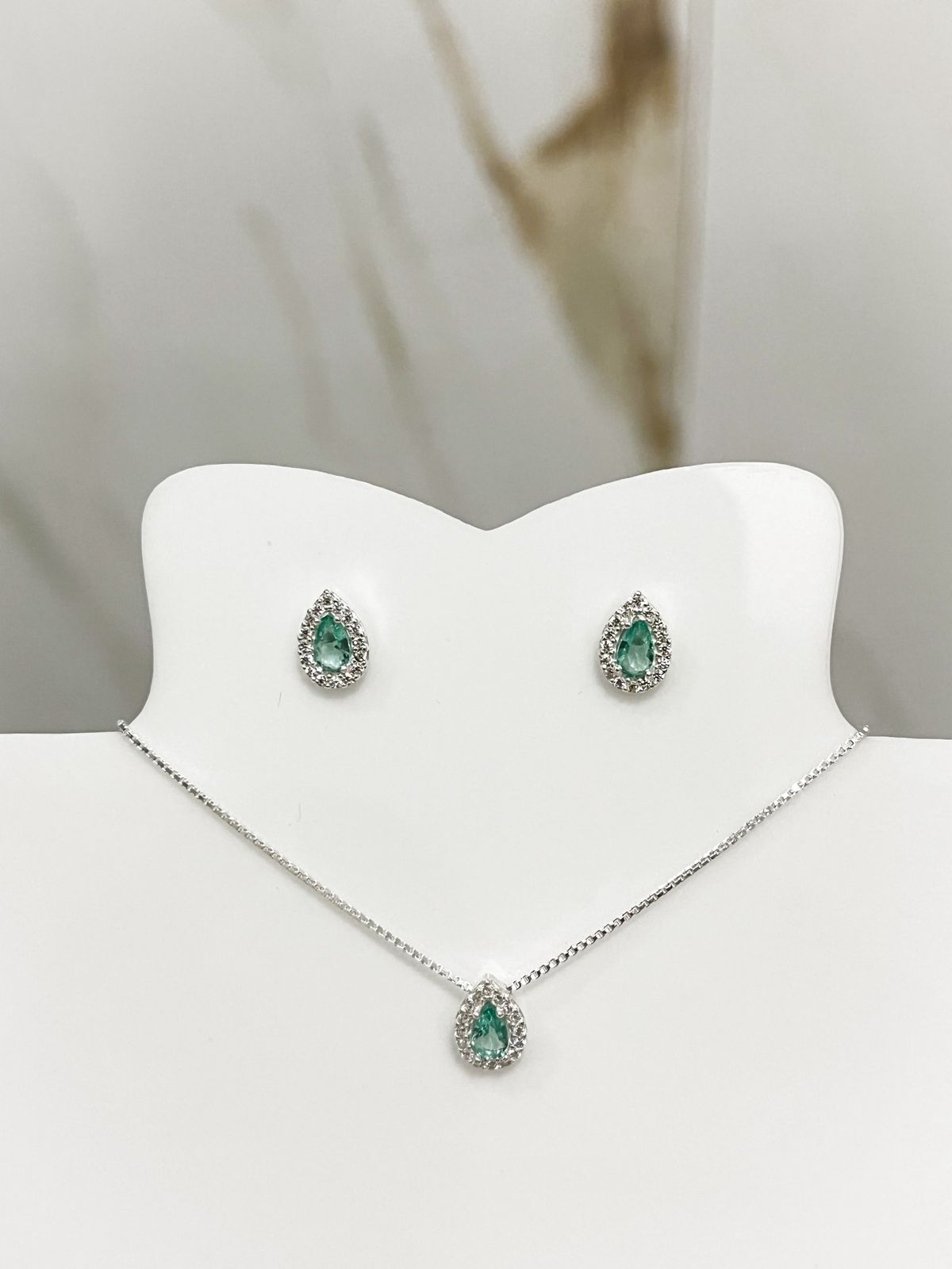 WhatsApp Image 2025-08-26 at 17.43.55 Conjunto Gota Luxo - Imagem 1