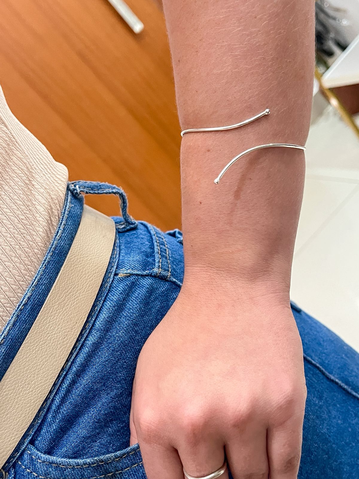 WhatsApp Image 2025-10-17 at 13.41.41 (1) Bracelete Rebeca - Imagem 1