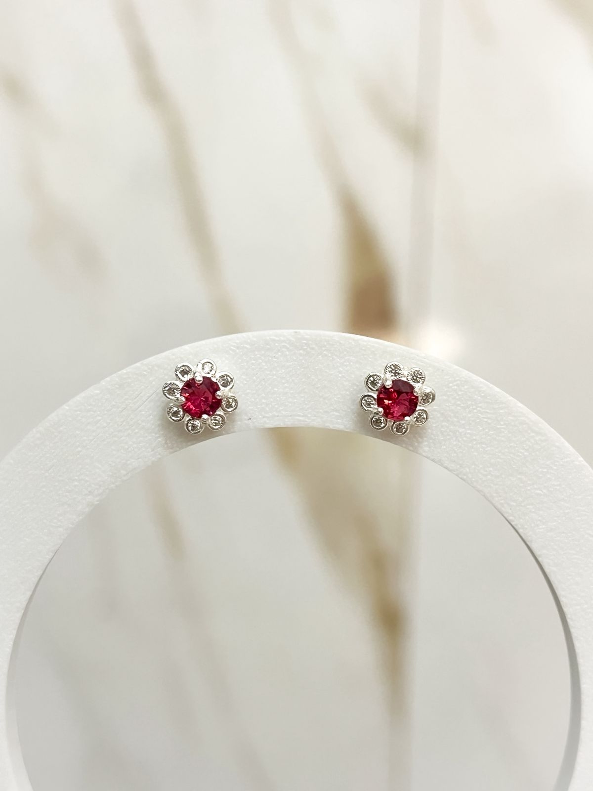 WhatsApp Image 2025-10-17 at 17.54.51 (1) Brinco Gabrielly Pink - Imagem 1