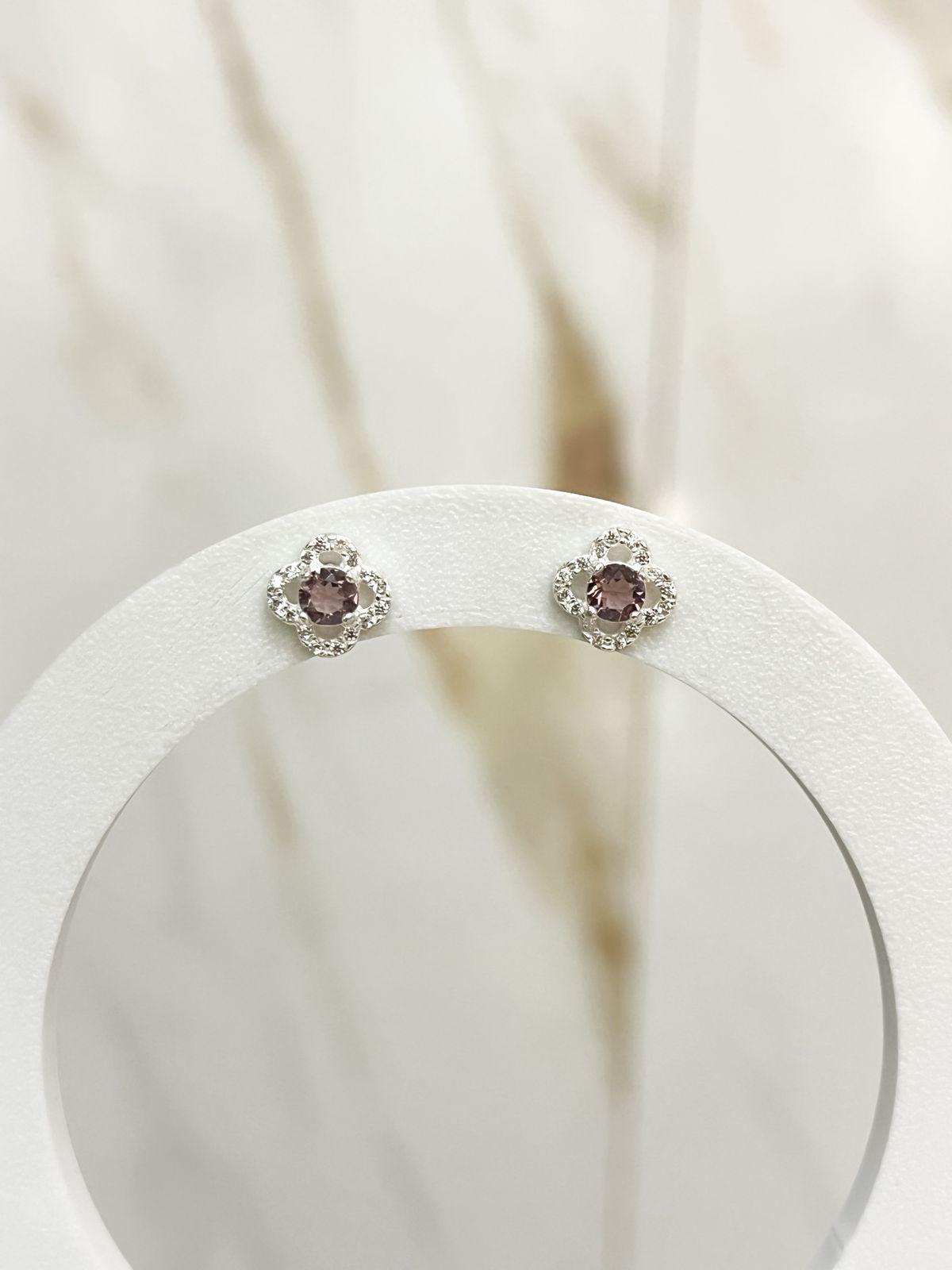 WhatsApp Image 2025-10-17 at 17.54.53 (2) Brinco Maria Flor Rosa - Imagem 1