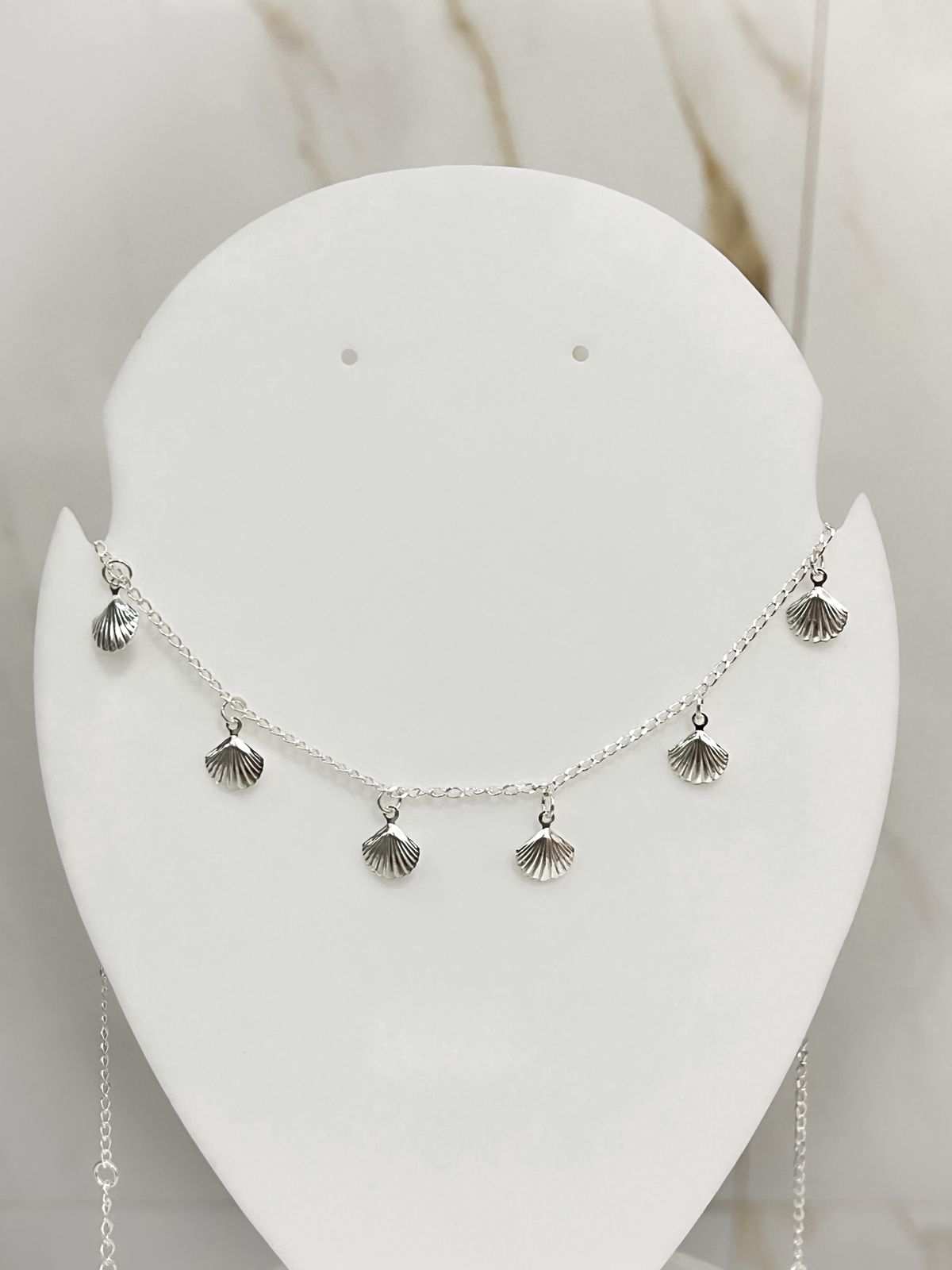 WhatsApp Image 2025-10-18 at 13.00.06 Chocker Concha - Imagem 1