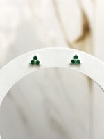 Brinco Mini trevo Esmeralda