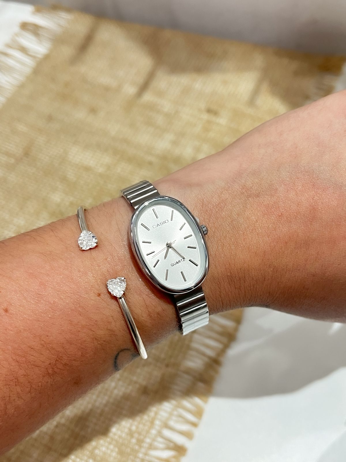 WhatsApp Image 2025-12-15 at 14.21.37 Relógio Nanda - Imagem 1