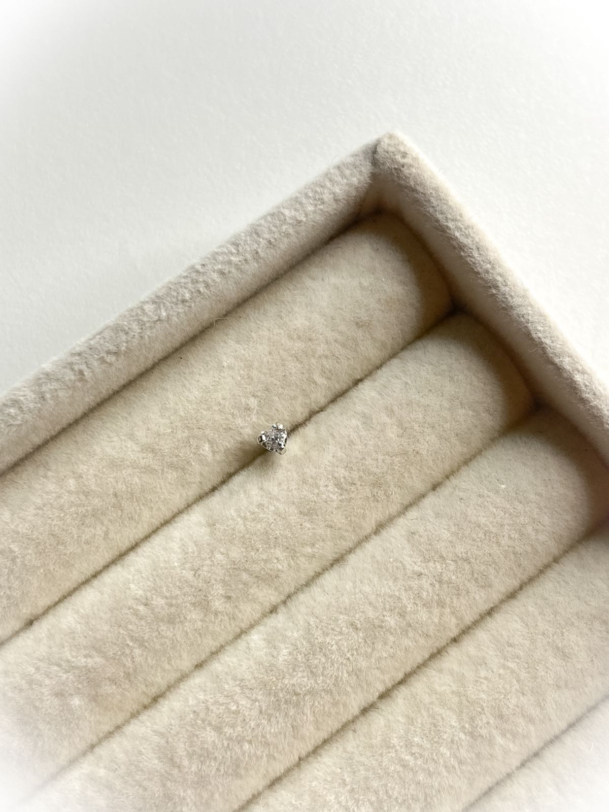 WhatsApp Image 2026-01-30 at 20.09.23 (1) Piercing Ponto de Luz Coração - Imagem 1