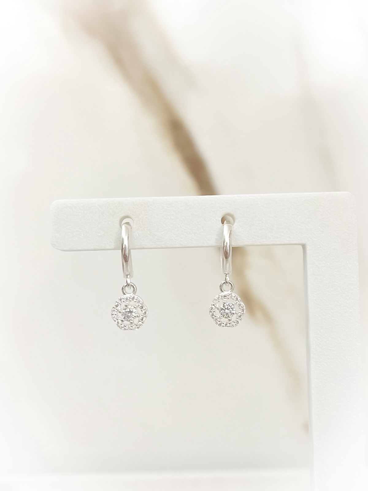 WhatsApp Image 2026-03-14 at 08.45.08 Argolinha Karine - Imagem 1