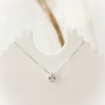 Colar Ponto de Luz Gota